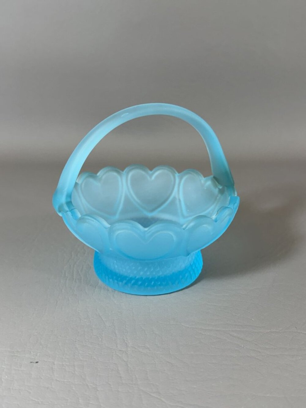 Vintage Frosted Blue Satin Glass Mini Basket Embossed Hearts Candy Dish Trinket - Picture 7 of 12